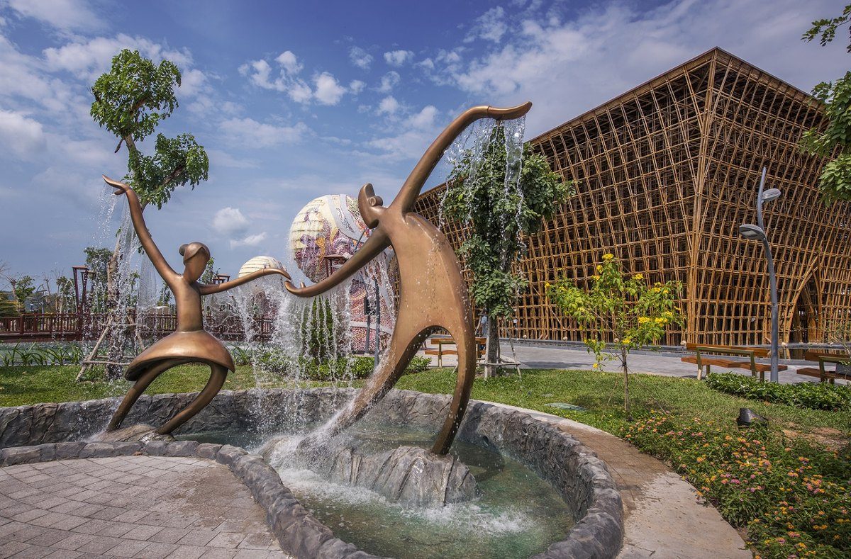 Công viên Nghệ thuật đương đại — Grand World